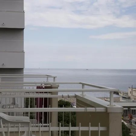 ホテル Cristallo 3*