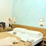 Cristallo Hotel 3*